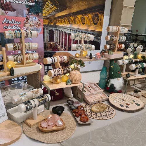 Rendez vous sur le stand de bijoux en pierres naturelles de MissChrisco